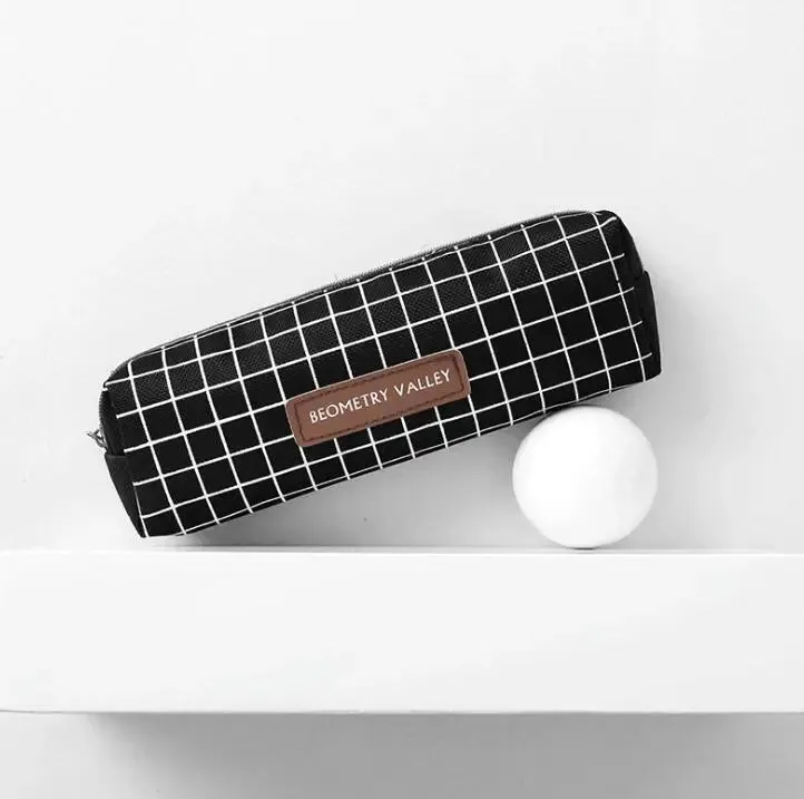 1PCS Small Fresh Square Lattice Dots Pencil Case Office Stationery and School Supplies Canvas Material Pencil Bag
