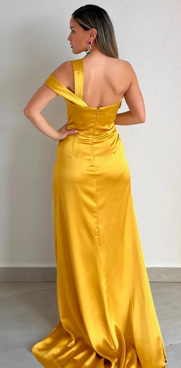 Elegant Admiration One-Shoulder Satin Formal Gown