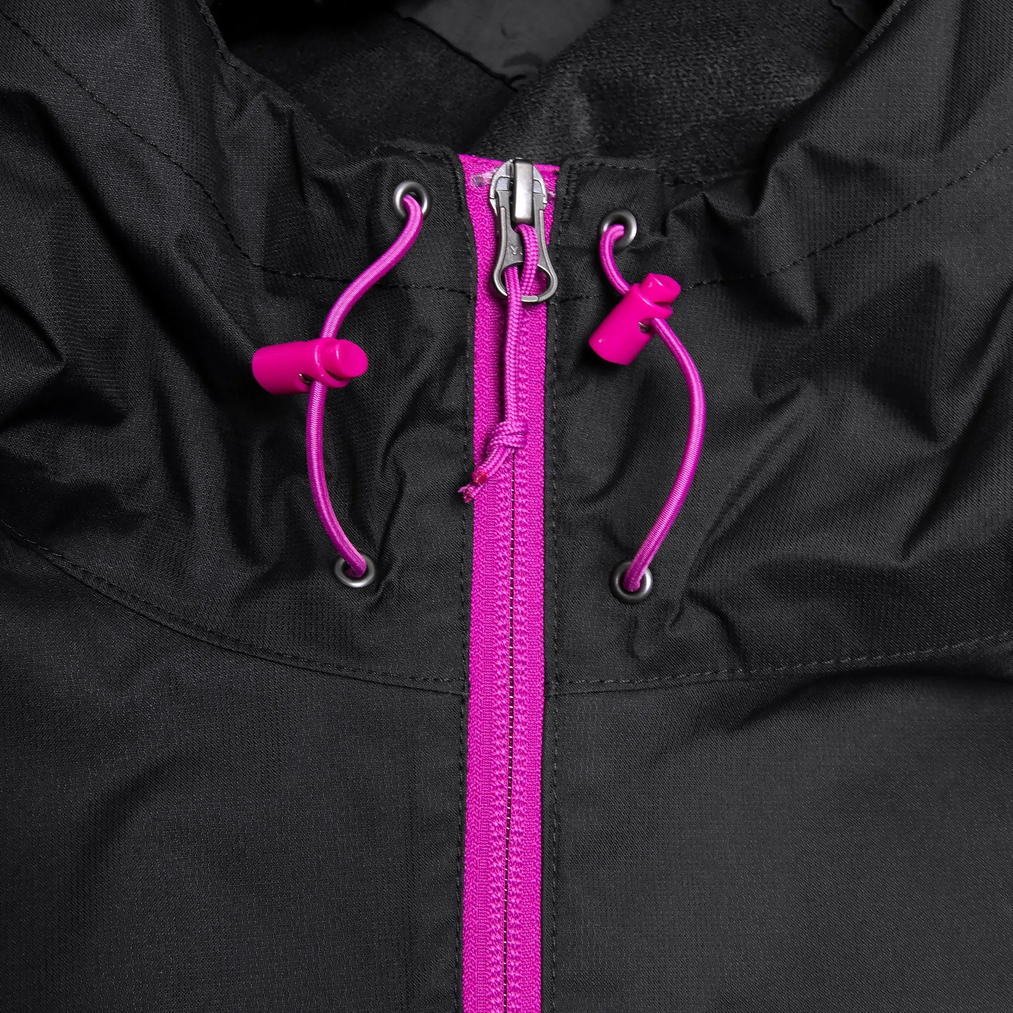 The North Face Black Box Mens Mountain Quest Jacket