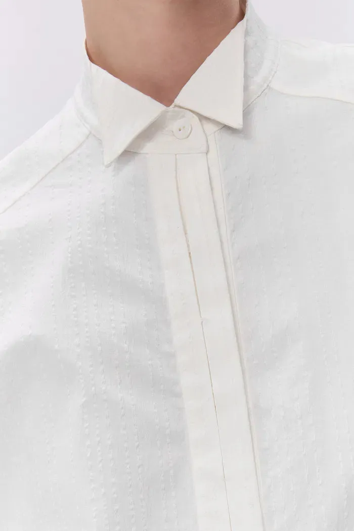 Tuxedo Wing Collar Shirt in Cotton Bubble Yarn
